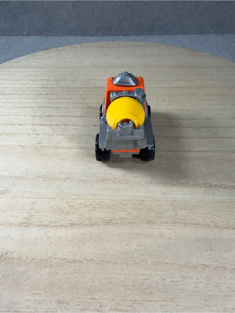 Tonka Chuck & Friends Spill Cement Mixer Truck Orange Diecast 2000 Maisto Hasbro